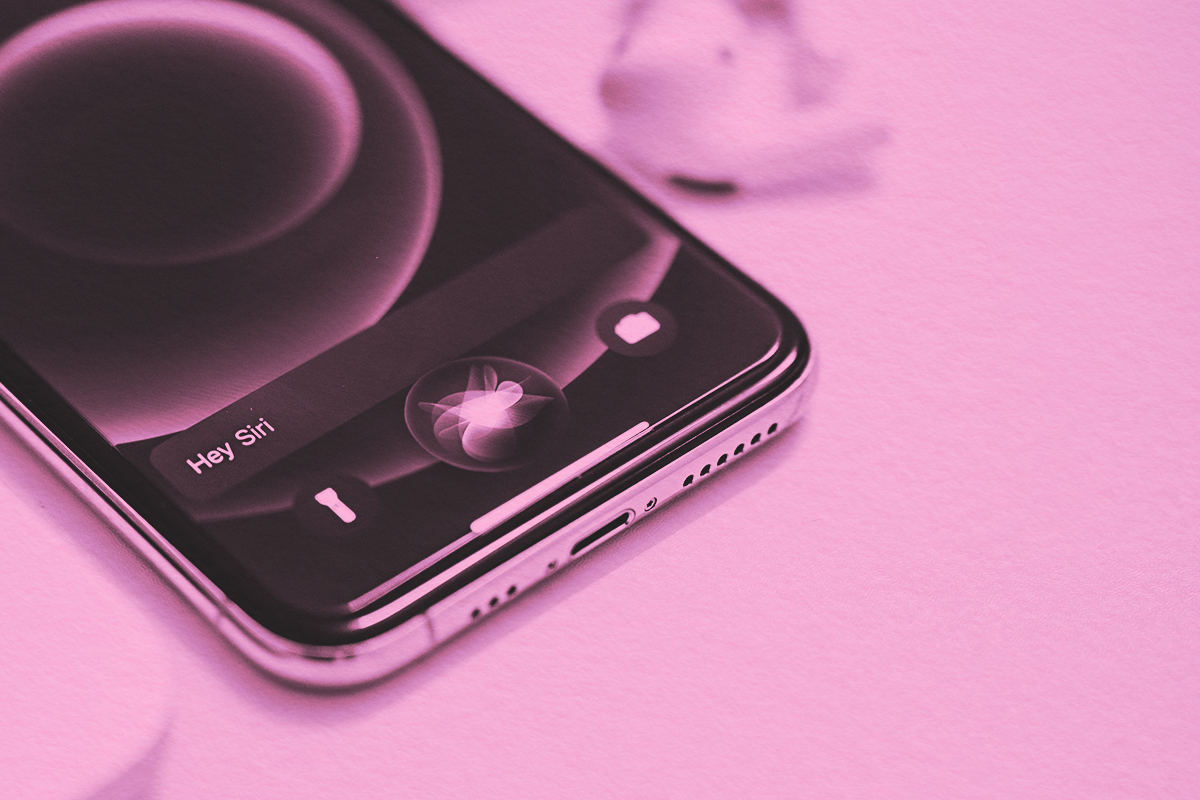 How Does Siri Speak English?